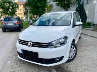 Volkswagen Touran 7мест Volkswagen Touran 7мест