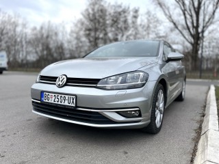 Продаю Volkswagen Golf 7 2.0 TDI Продаю Volkswagen Golf 7 2.0 TDI