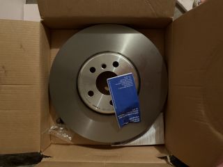 Новые тормозные диски Brembo для BMW Новые тормозные диски Brembo для BMW