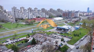4.0 stan, Novi Beograd, blok 45, J. Gagarina, 85m2 4.0 stan, Novi Beograd, blok 45, J. Gagarina, 85m2