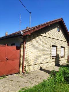 Продаю дом 128 кв.м недалеко от города Суботица и города Канижа, в центре села Хоргош