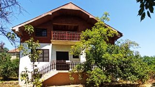 Добротный дом в живописном селе Западной Сербии