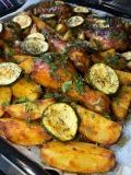 Замеченная курятенька с картошечкой, зеленью и цукини 🎋