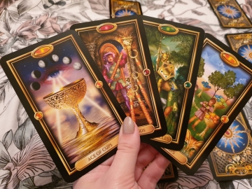 Мария!!! Гадание на картах таро. Белый приворот. Снятие порчи. Снятия негатива с судьбы.